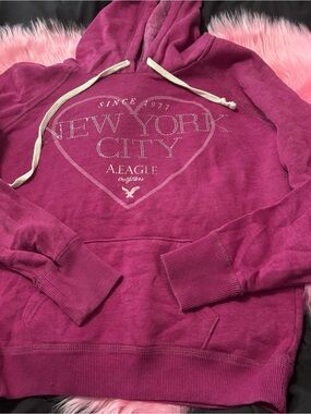 A.Eagle New York City Heart Graphic Hoodie - Fuchsia Y2K